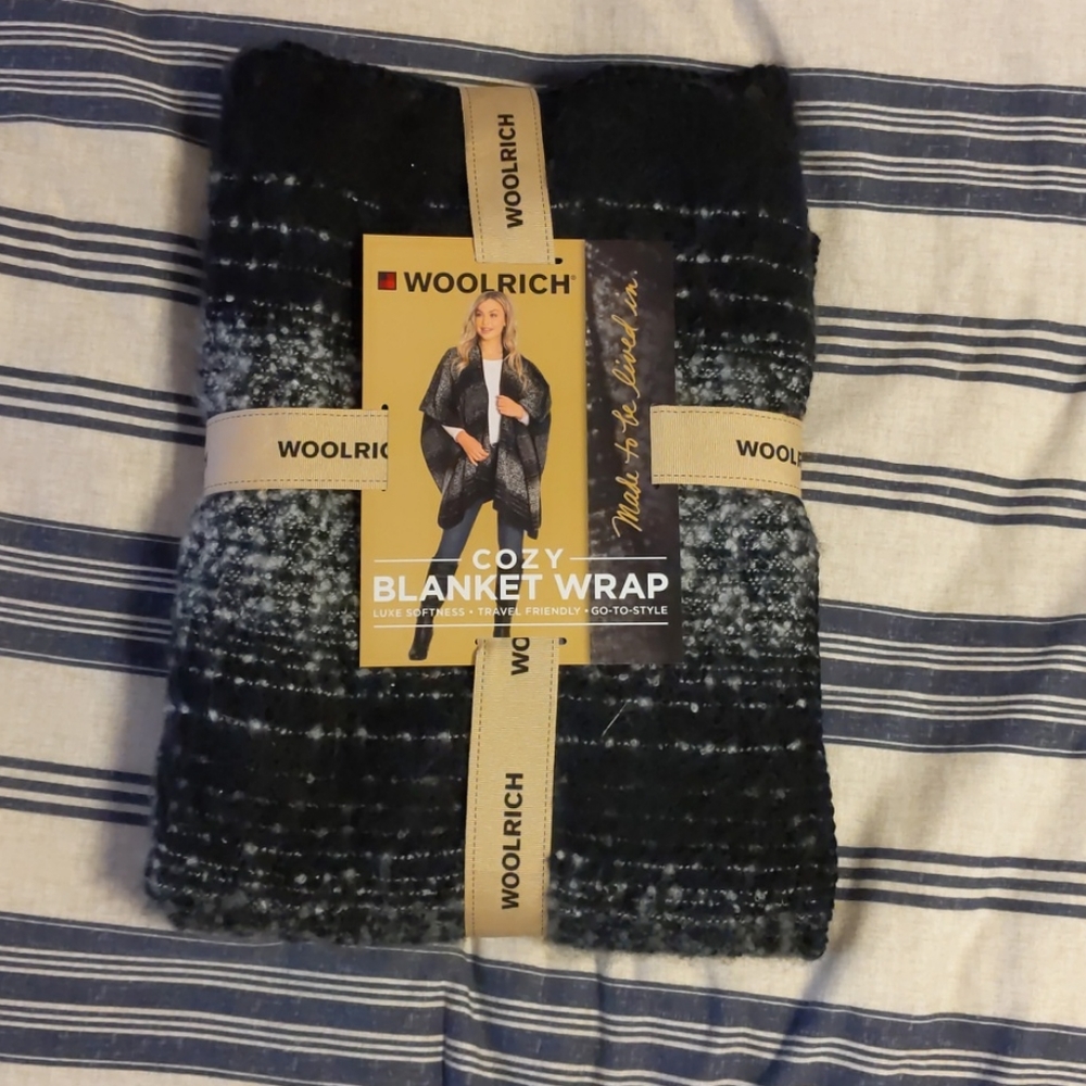 NWT Blanket Wrap/Shawl